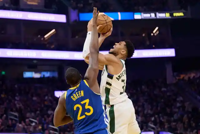 Warriors May Be Willing to Trade Draymond to Land Giannis