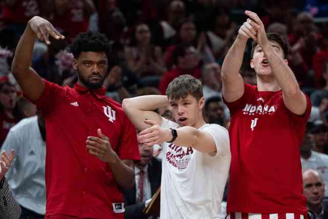 The Indiana Hoosiers Played a Tight Game Against Pro Team