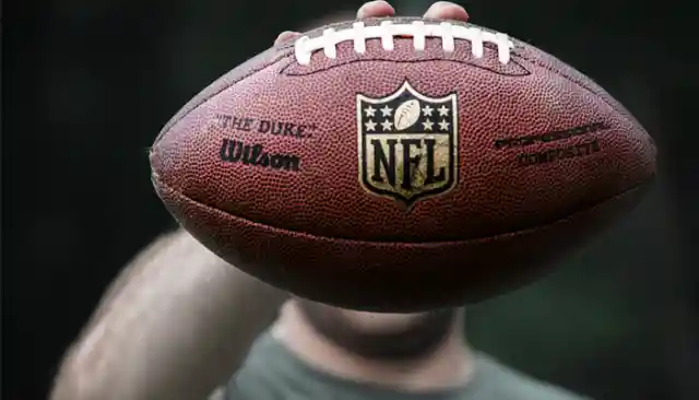 NFL Players of the Week, Postseason Projections and More Football News