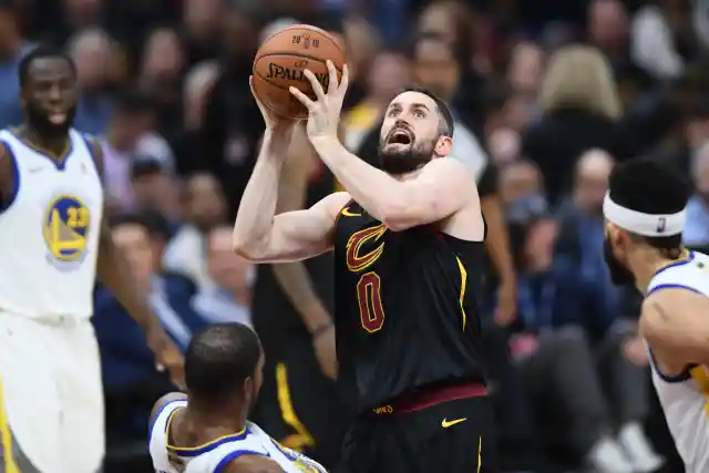 Warriors Could Trade For Former Rival, 2016 NBA Champion, 5-Time All-Star