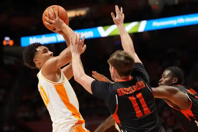 5 Diaper Dandies Who Impressed In Their First Official NCAA Game