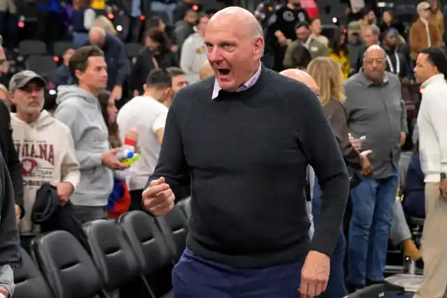 Kawhi Leonard Reacts To The LA Clippers Moves At The Trade Deadline