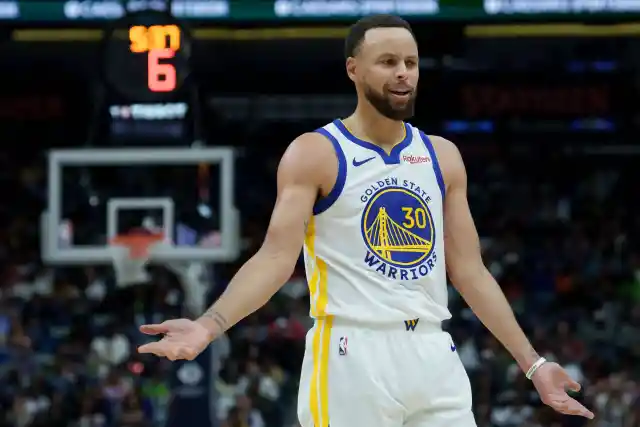 Steph Curry Becomes The 22nd Highest Point Scorer In NBA History