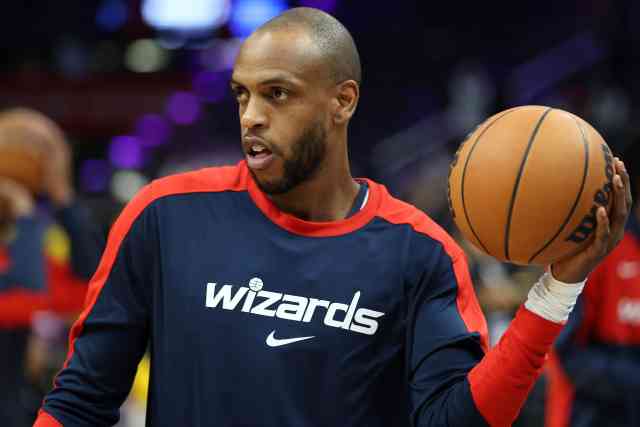 Report: NBA Contenders Waiting To See What Wizards Do With Former All-Star