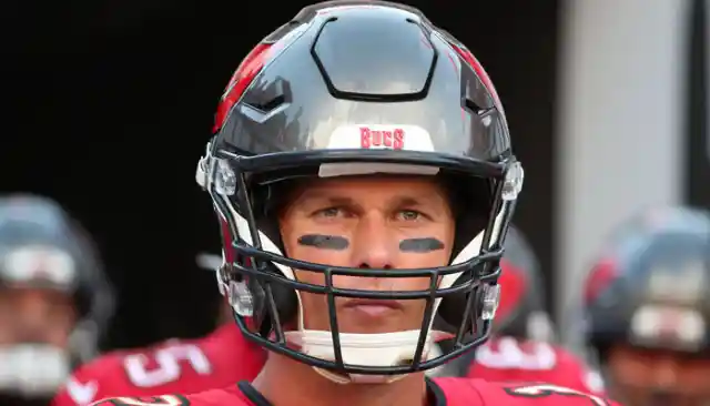 Tom Brady sets 2 NFL records, Coy Gibbs dies, More sports news