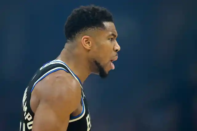 Giannis Antetokounmpo Will Miss At Least Two Weeks With A Strained Groin