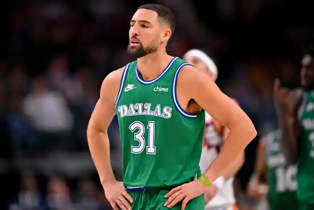 "He Should Have Retired A Warrior": Mike Bibby Slams Klay Thompson's Career Decision