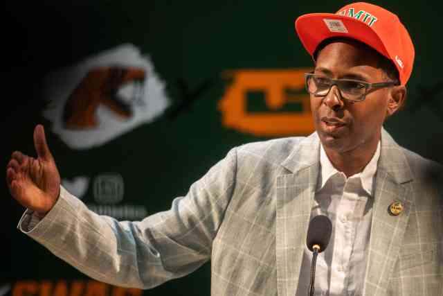 Ex-Heisman Trophy Winner New Men's Basketball Coach at Florida A&M