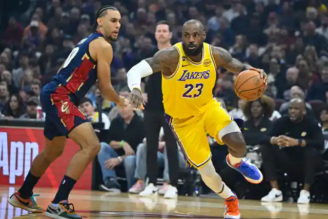 Los Angeles Lakers Set To Ask LeBron James To Take Potentially Major Pay Cut This Summer