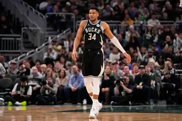 Surprise Eastern Conference Team Set To Pursue Giannis Antetokounmpo At The Deadline