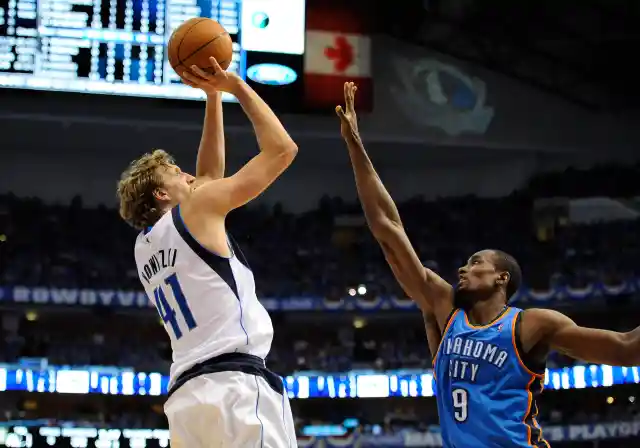 Ever Wondered How Dirk Got That Nice Arc In His Jumper? Samaki Walker Tells The Story