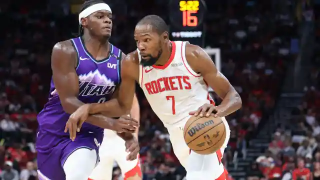 Kevin Durant Makes NBA History with Most Recent Contract Extension