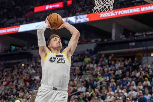 Spurs Come to An Agreement With Big Man Micah Potter