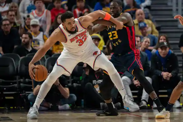 Report: Mike Brown Angered Knicks Organization By Hugging Draymond Green Last Week