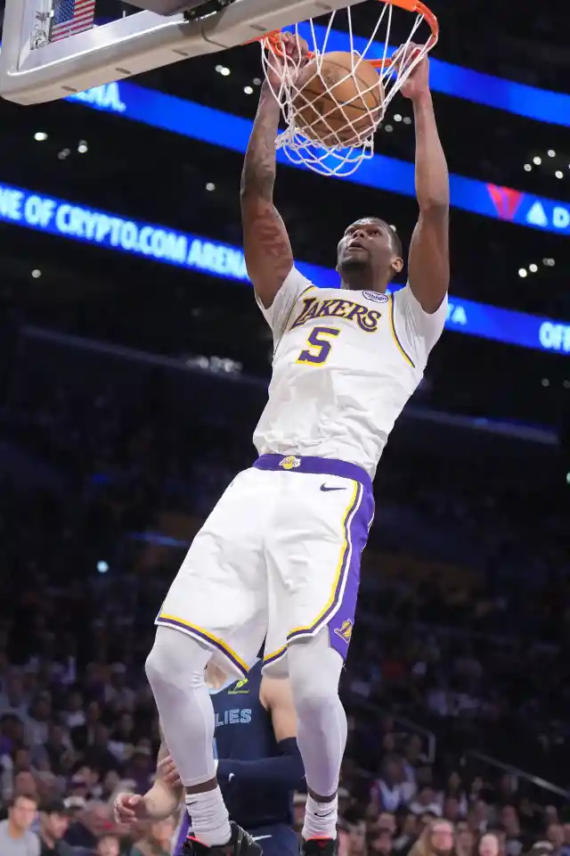 Lakers Parting Ways With Sharp-Shooting Guard Who is Leaving for Europe