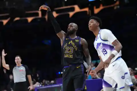 LeBron James Makes NBA History With His Season Debut on Tuesday Night