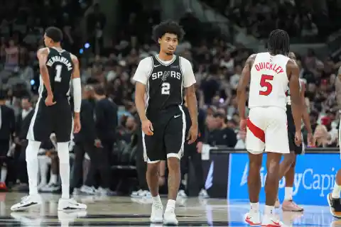 Spurs Star Rookie Dylan Harper Appears To Suffer Major Leg Injury