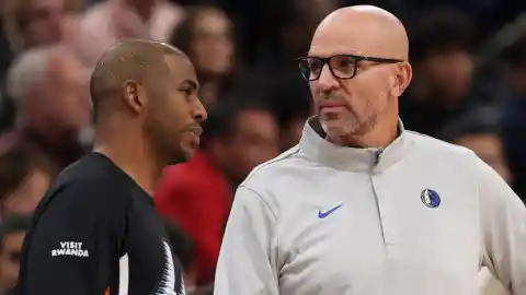 Clippers Release Bizarre Statement After Letting Chris Paul Go