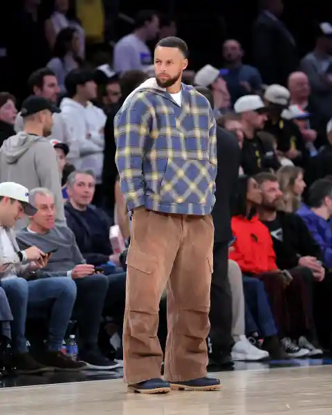 Steve Kerr Gives a Stephen Curry Injury Update After Scrimmage