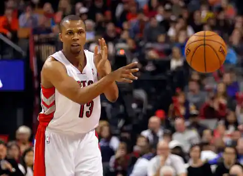 Former NBA Player Asks Donald Trump To Get Him Out of Prison Sentence