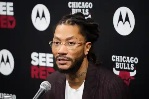 The Chicago Bulls Announce That Team Will Retire Derrick Rose's Number