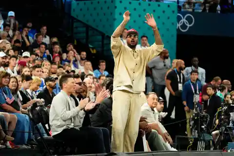 Carmelo Anthony Reveals His All-Time NBA Starting Lineup