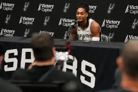San Antonio Spurs X-Factor For The 2025-26 Season - Devin Vassell