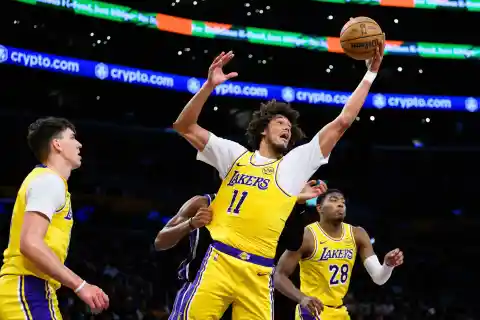 JJ Redick Got Extremely Upset With Jaxson Hayes. Here's Why