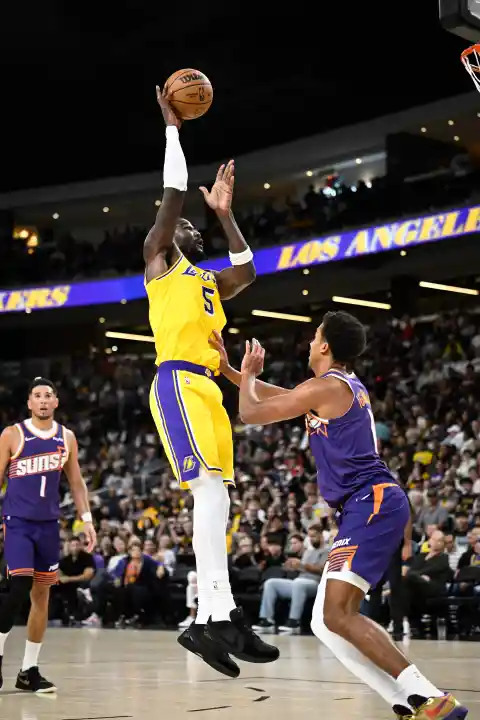 LA Lakers X-Factor For The 2025-26 Season - Deandre Ayton