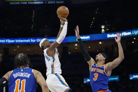 SGA Talks About Enjoying the Clutch Moments in Basketball