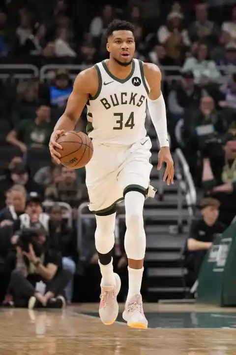 Giannis Believes The Bucks' Next Stretch Could Make or Break Them