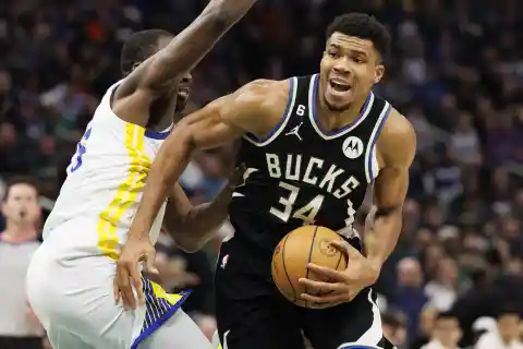 ESPN Proposes Giannis Trade Idea to Warriors
