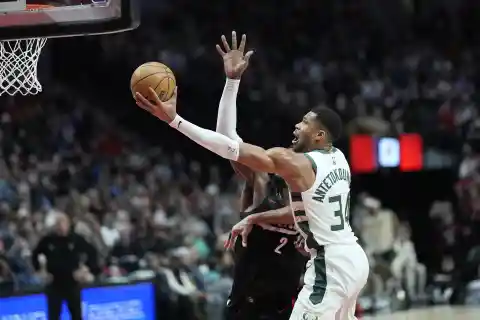 New Dark Horse Giannis Trade Destination Has Entered the Discussion