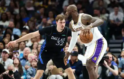 Cooper Flagg Now Favored To Win Major Award Following Two Incredible Performances