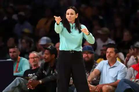 "If You Got A Got A Good Coach, You Keep Them": Becky Hammon Reacts To New York Liberty's Dismissal Of Head Coach Sandy Brondello