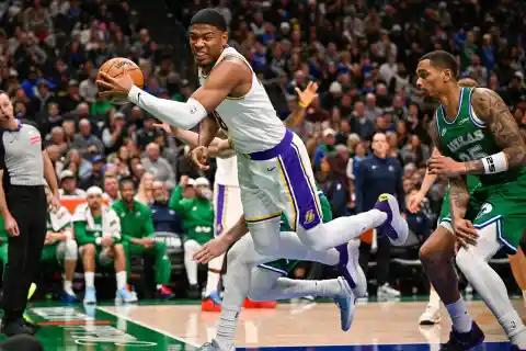 Lakers Bench Player Says It's Not About the Stats, Just Winnings