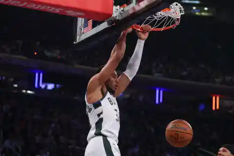 5. Giannis Antetokounmpo - Milwaukee Bucks 