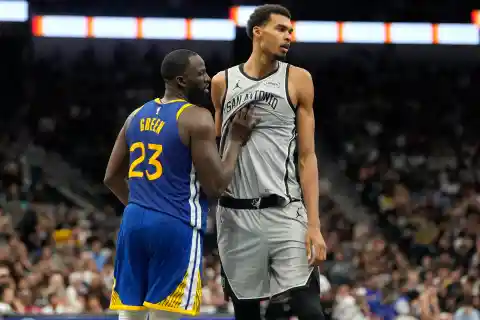 Steve Kerr Downplays Email Leak From Warriors Owner: "Not A Big Deal"