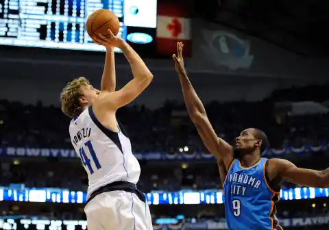 Ever Wondered How Dirk Got That Nice Arc In His Jumper? Samaki Walker Tells The Story