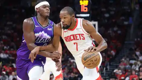 Kevin Durant Makes NBA History with Most Recent Contract Extension