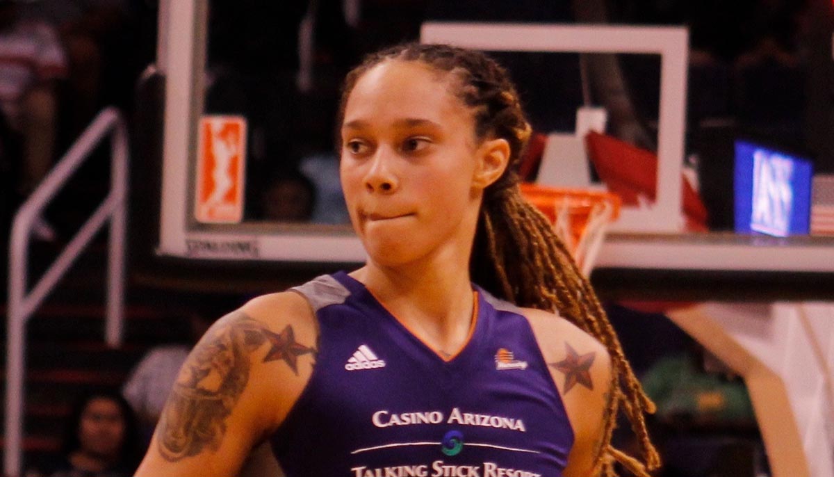 Russia Pushes Back on Griner Swap, Warriors Sign Rookie to $4.8 Million Deal
